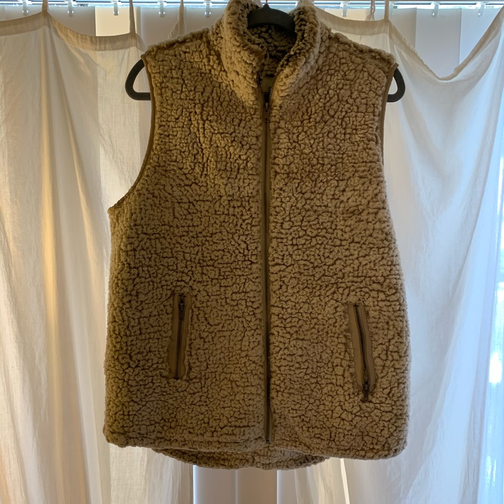 Super comfy sherpa vest